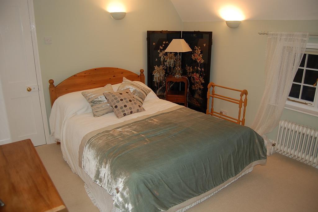 Pickwick House Bed & Breakfast Stoke by Clare Oda fotoğraf
